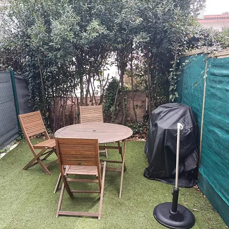 Agreable Studio En Bord De Mer * רויאן